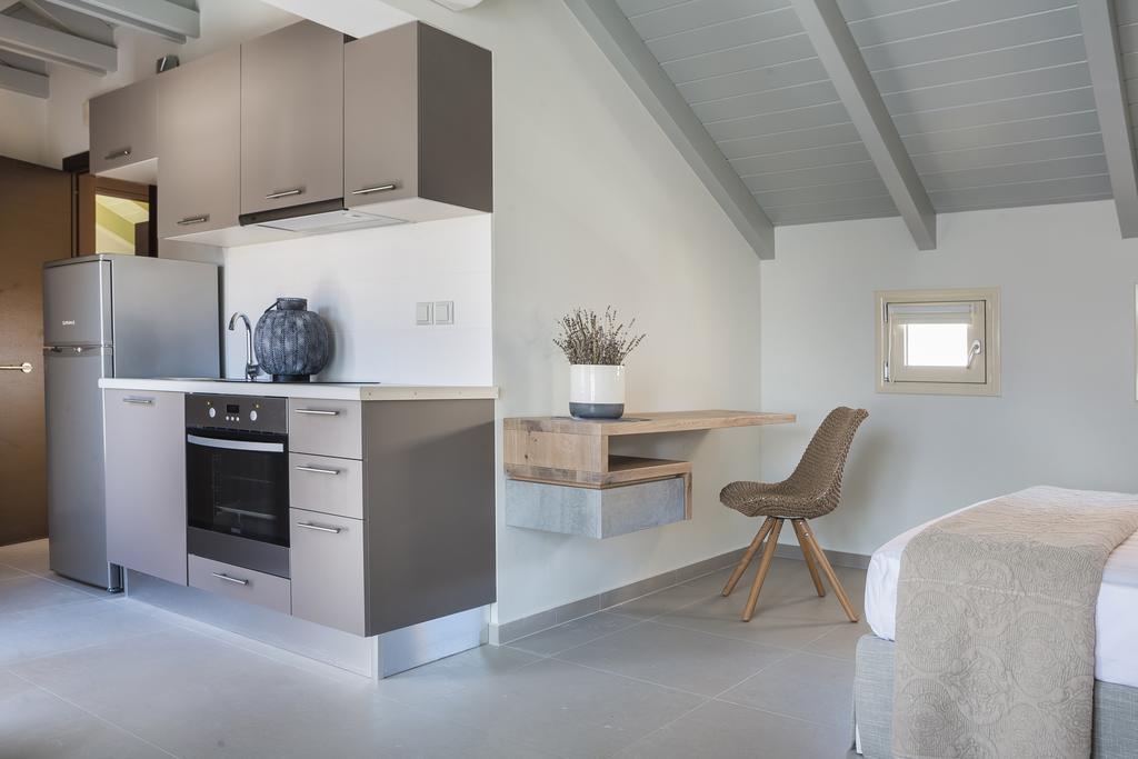 Argostoli Marina Suites Bagian luar foto